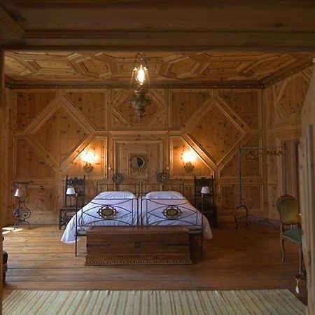 Bed and Breakfast Palazzo Juvalta Тельо Экстерьер фото
