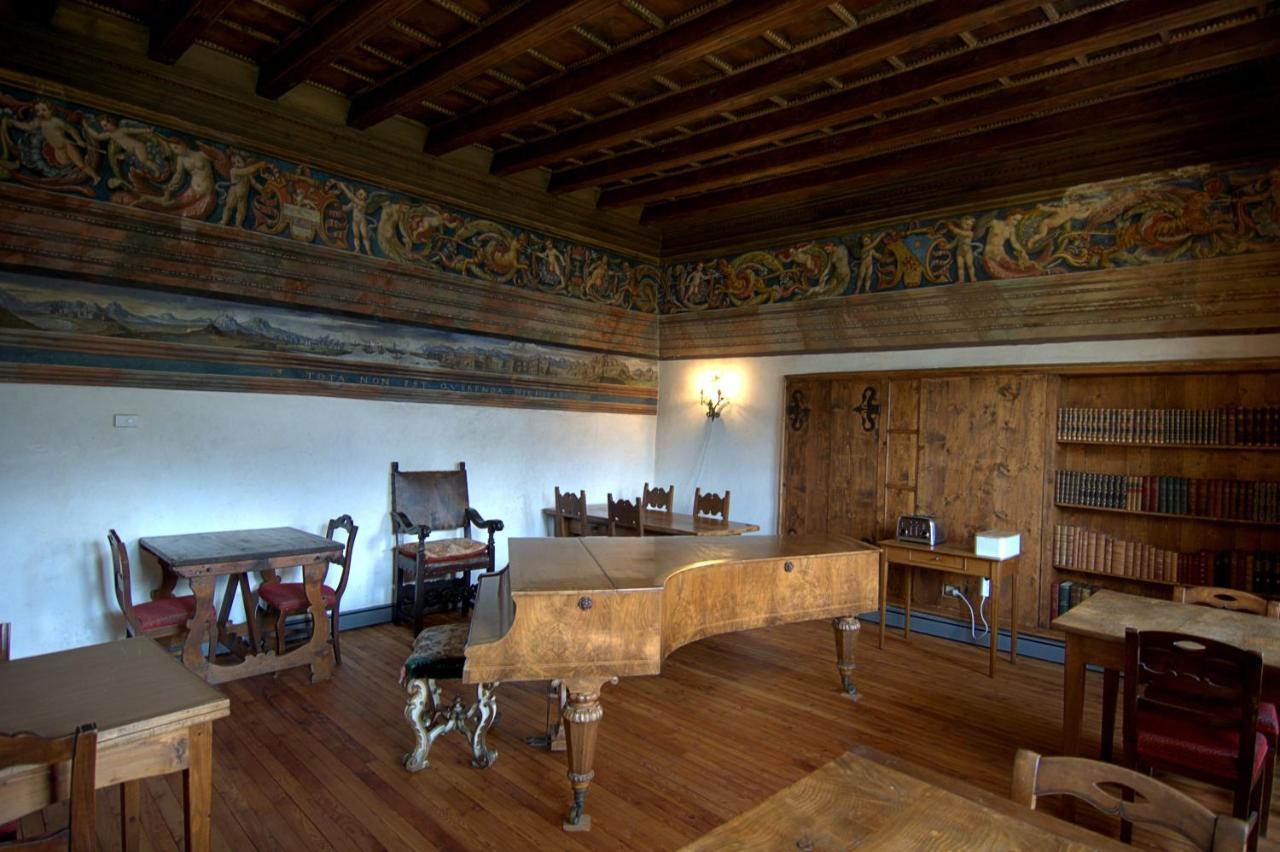 Bed and Breakfast Palazzo Juvalta Тельо Экстерьер фото
